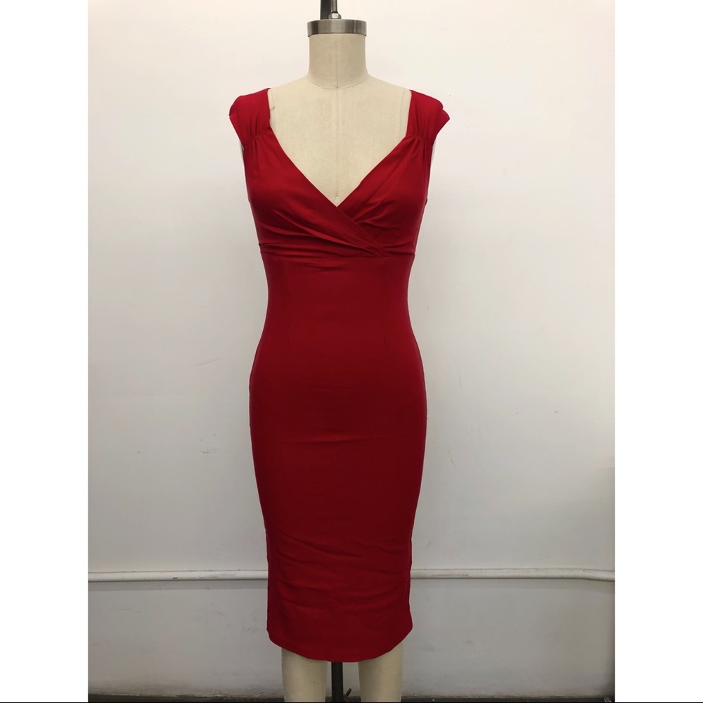 Pinup Couture Vintage Reproduction dress. Size Medium. New w/o tags